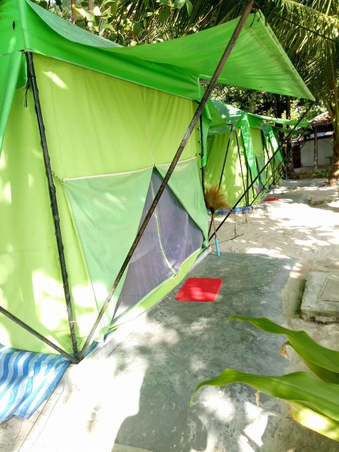 Koh Ngai Camping Restaurant @ Bar Kültér fotó